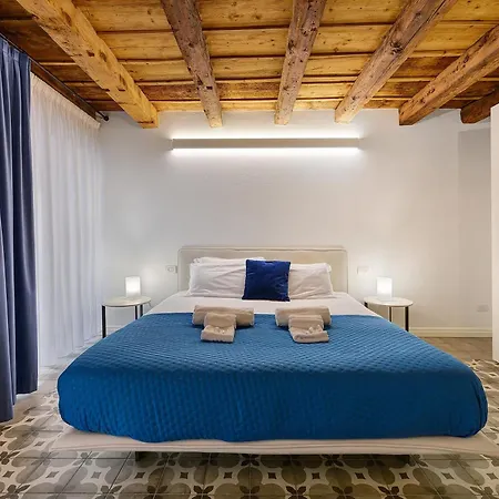 Ai Crocioni P1 Apartment *